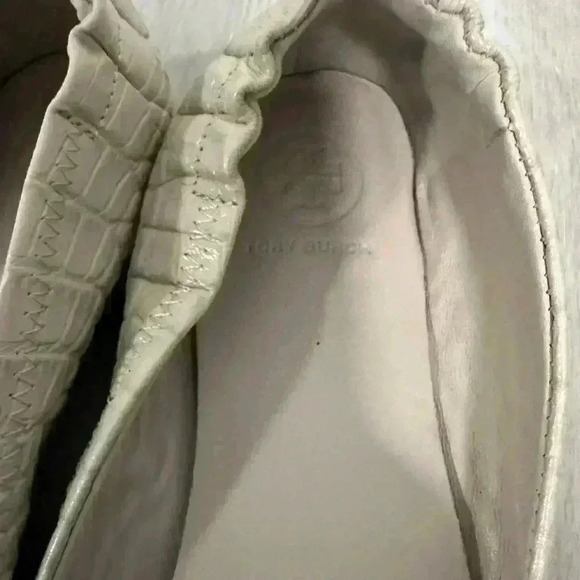 Tory Burch Reva Ballet Flats Cream Croc Embossed Leather Size 5M - Picture 3 of 9